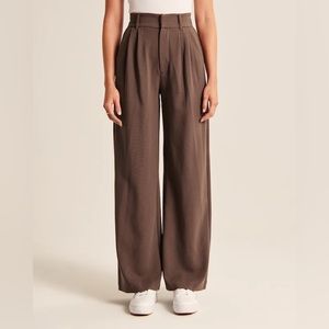 *NWT* Abercrombie & Fitch Tailored Wide Leg Pants, Brown, Small